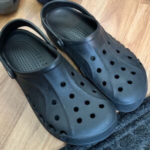 Black Crocs